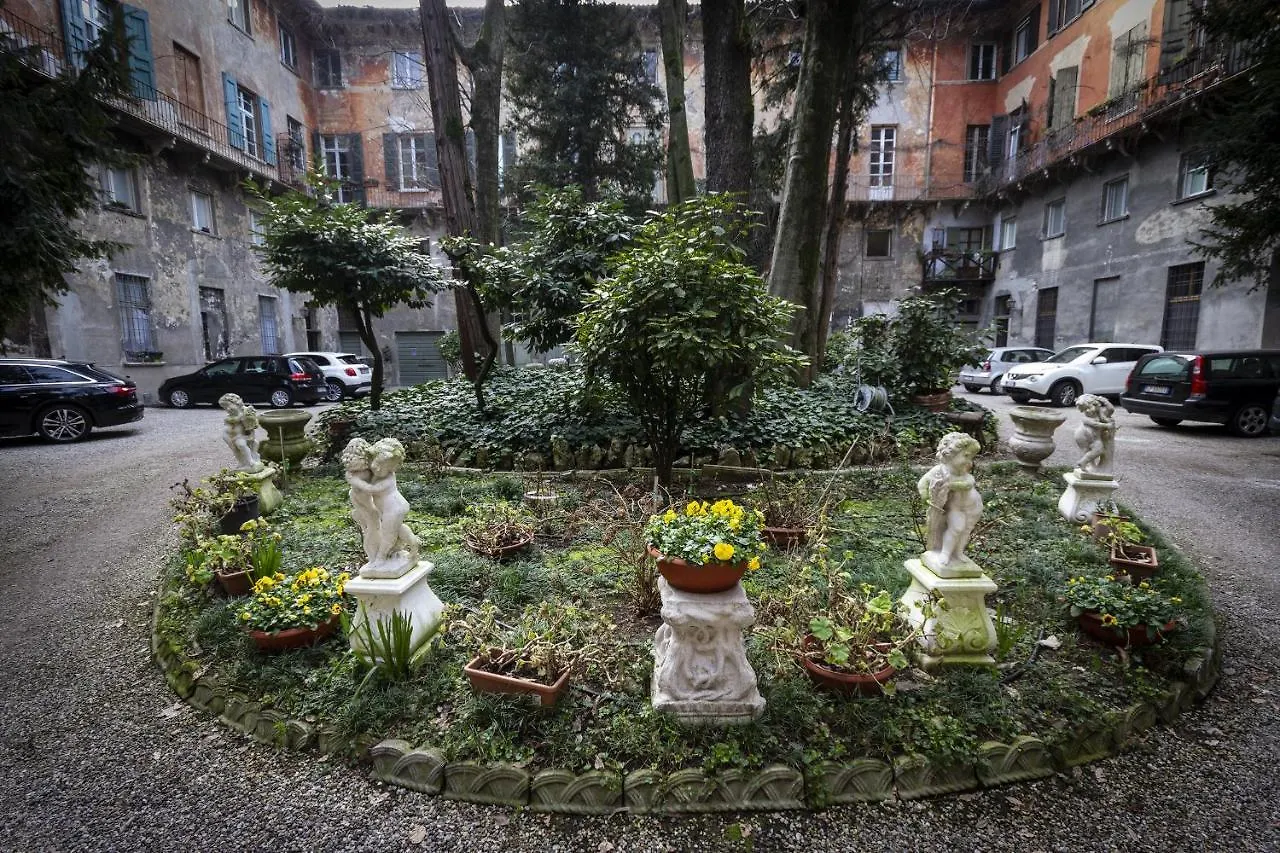 Garden Apartment - Smart Holiday Mantua İtalya